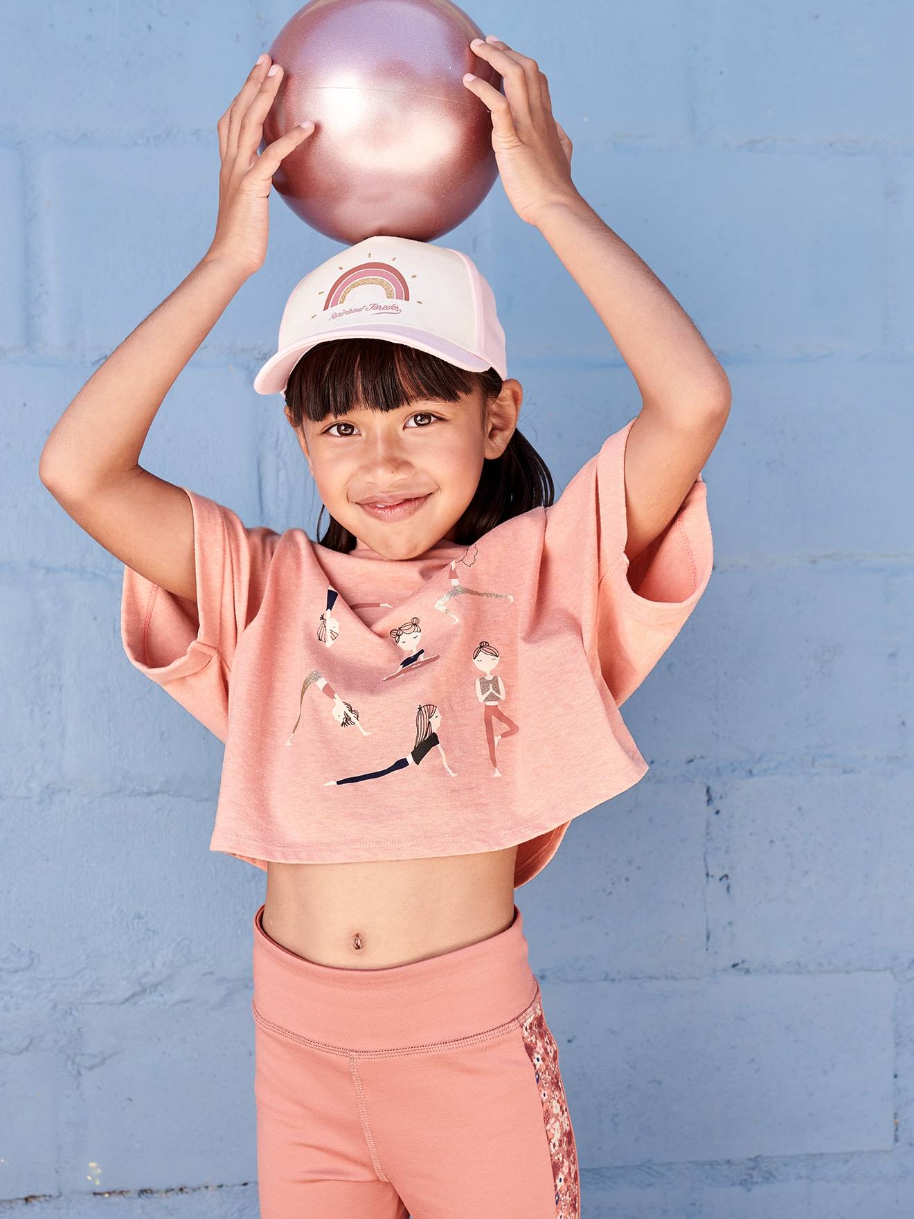 Cropped Sports T-Shirt with Muse Motifs for Girls - apricot
