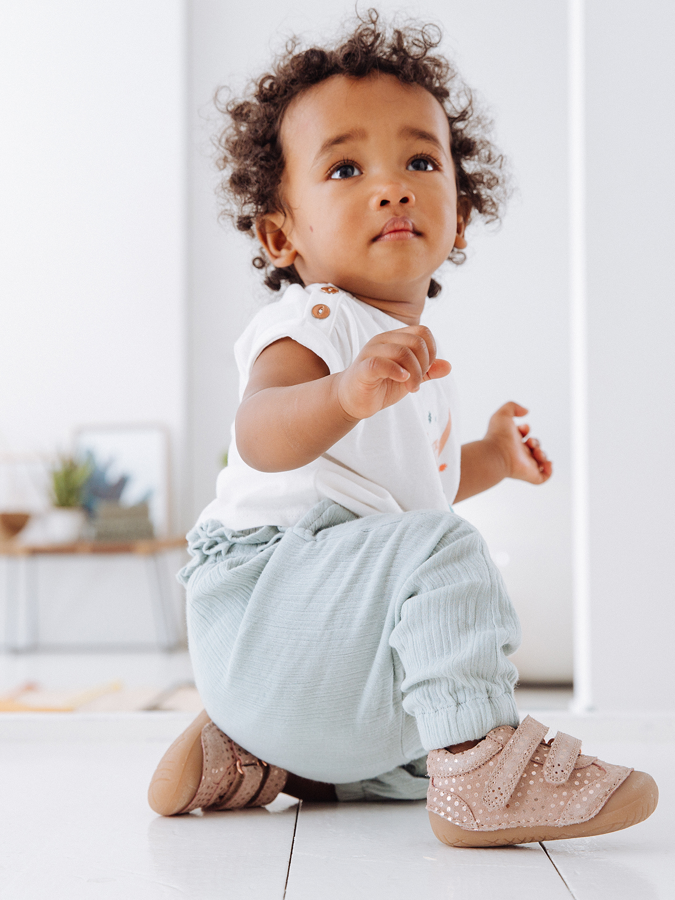 Chaussons 4 Pattes Bebe Fille En Cuir Rose Chaussures