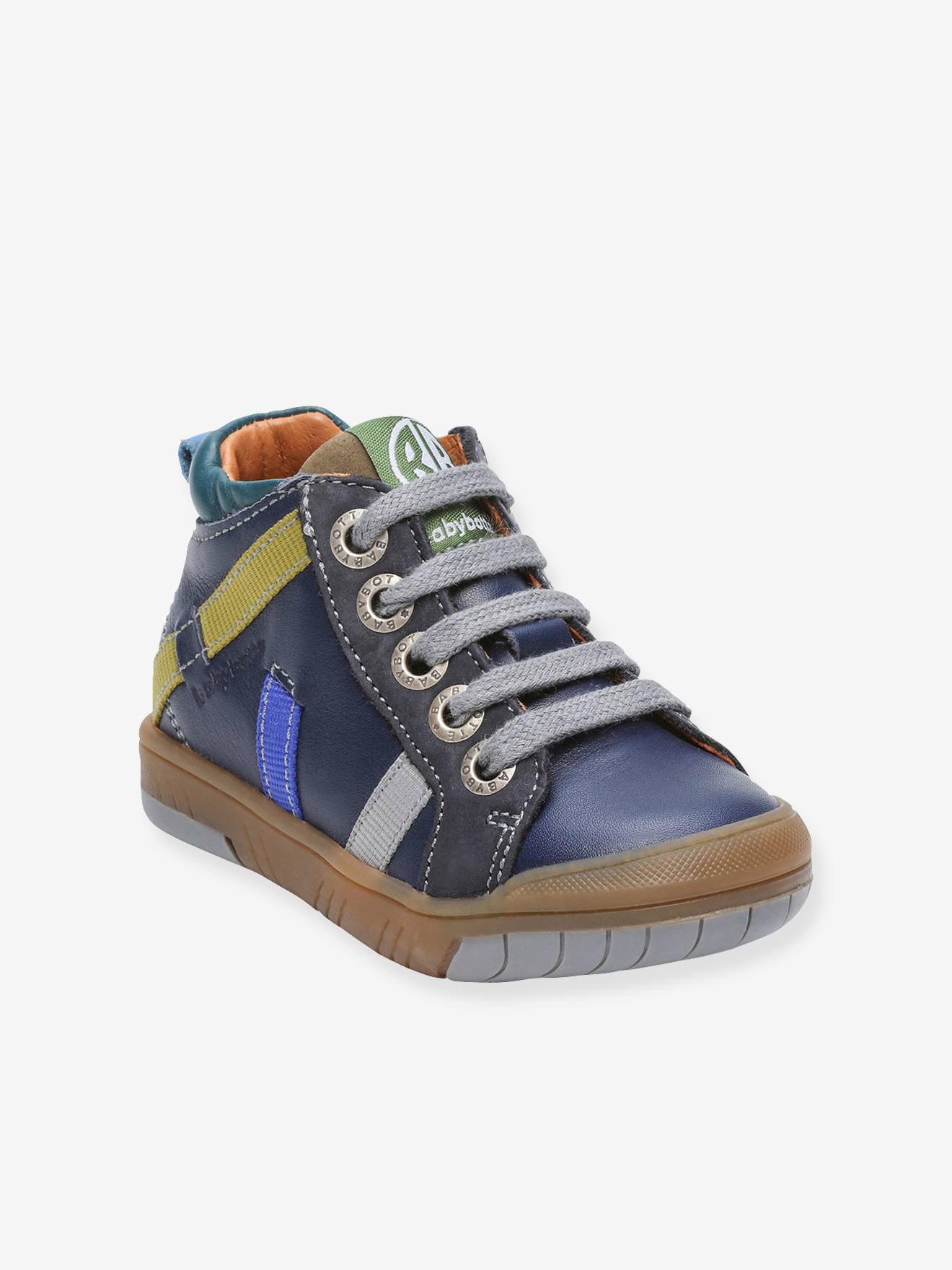 boys high top trainers