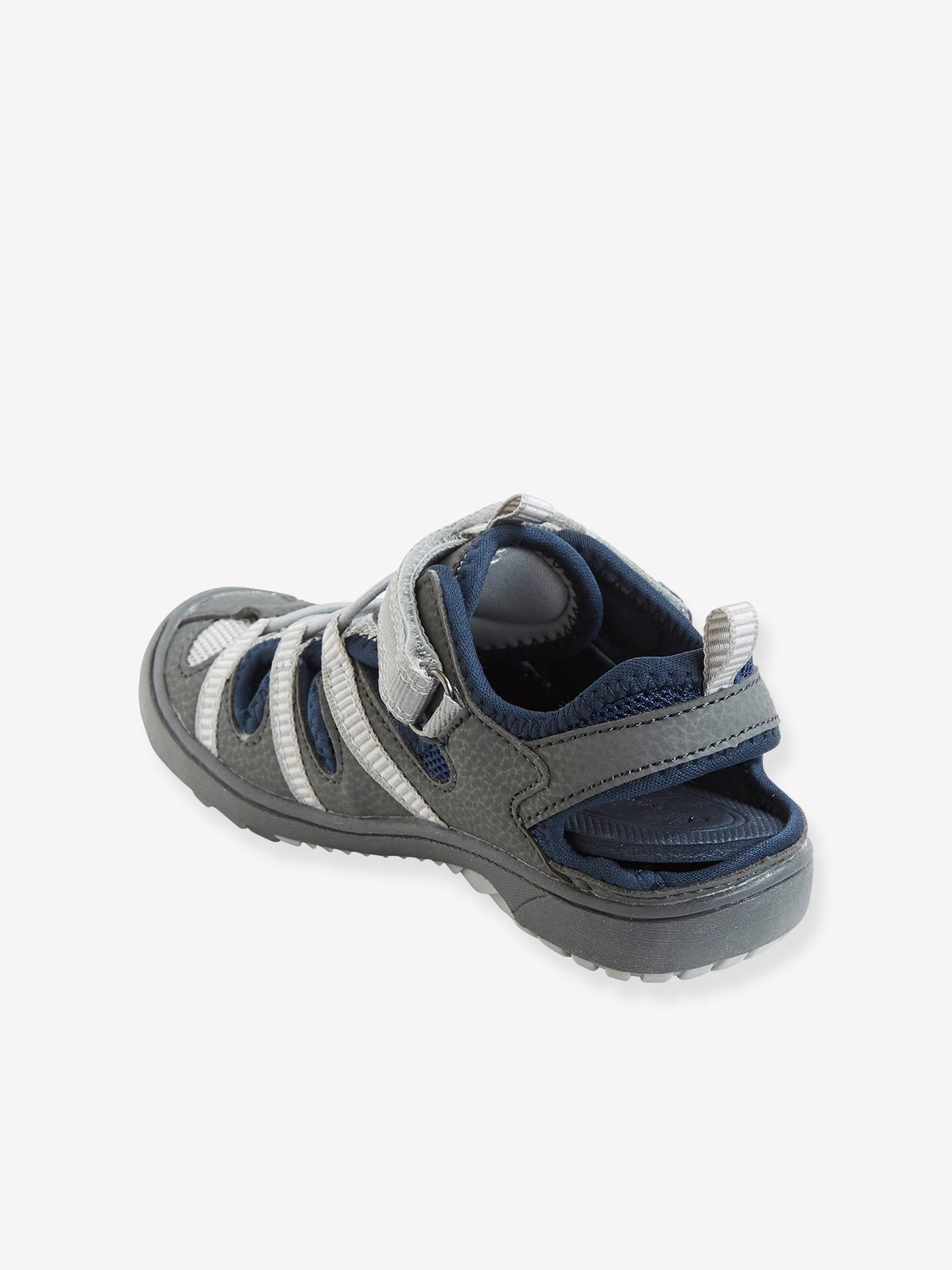 nike trekking sandals