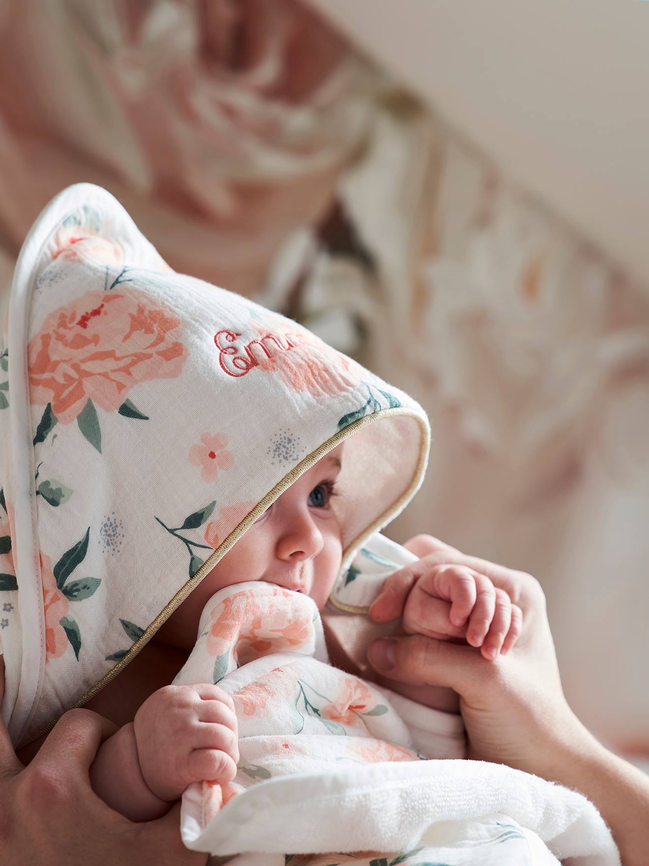 Tétine personnalisée petits pieds de bébé rouge - bienvenue bébé avec  prénom enfant