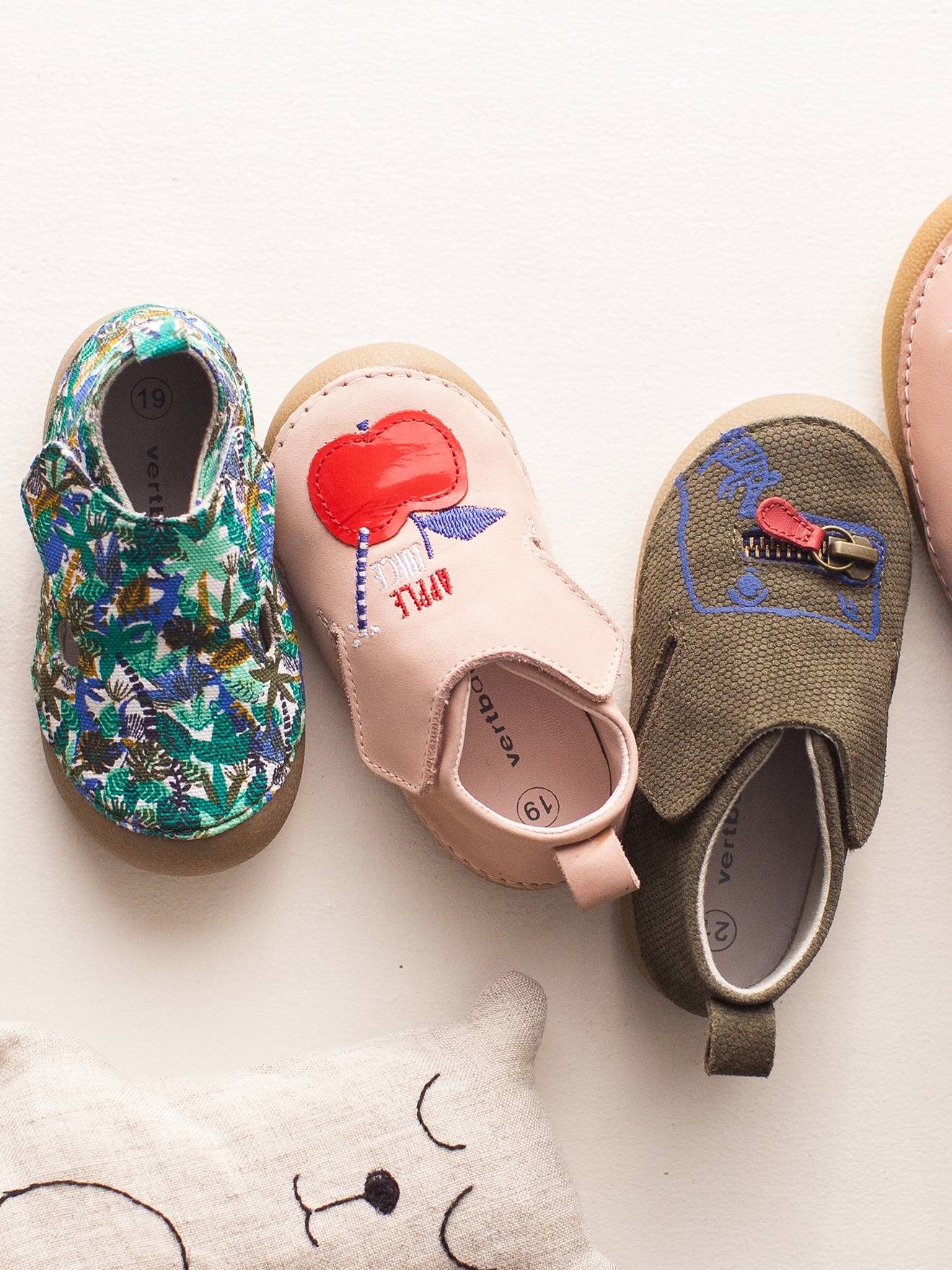 Chaussons Bebe Fille En Cuir Souple Rose Chaussures
