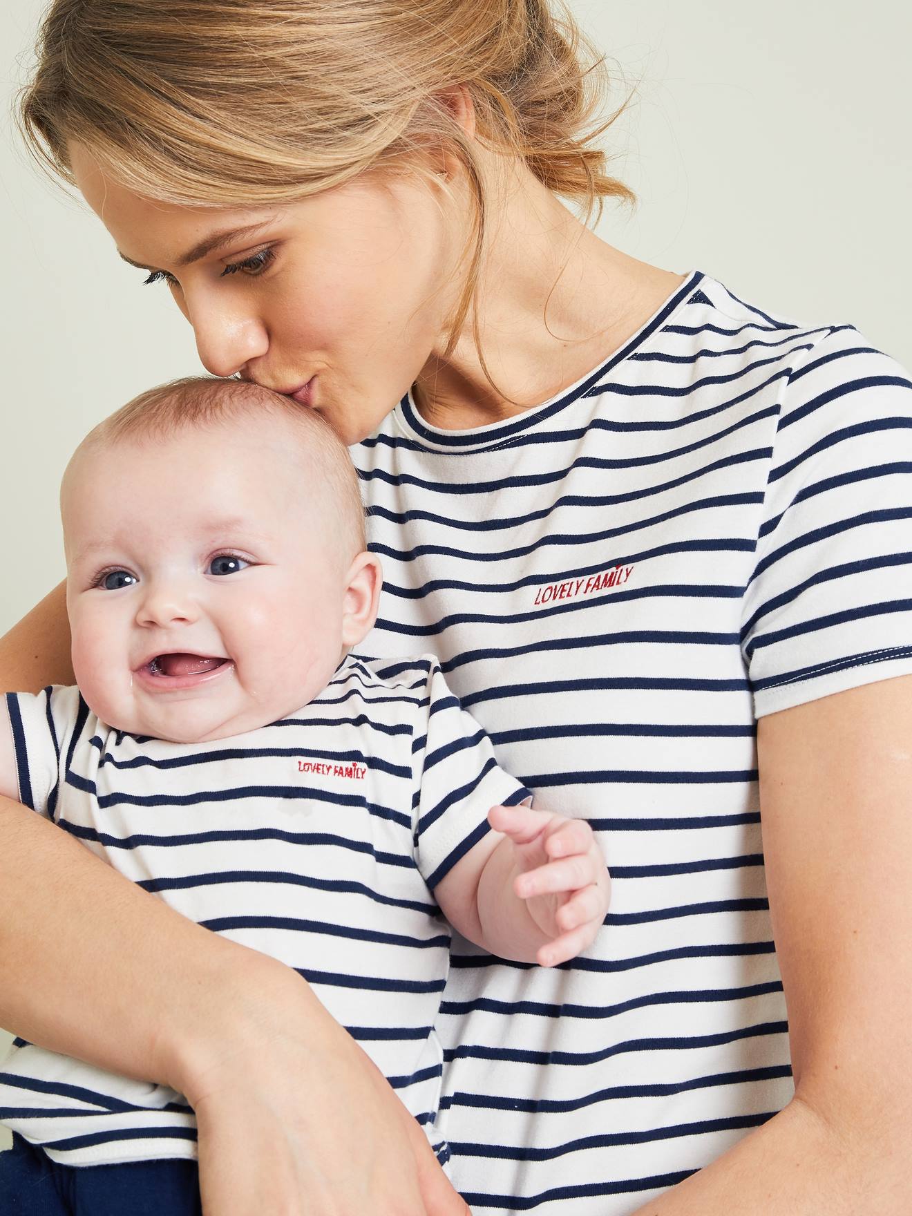 Gift Set, T-Shirt for Mum + T-Shirt for Baby - white stripes