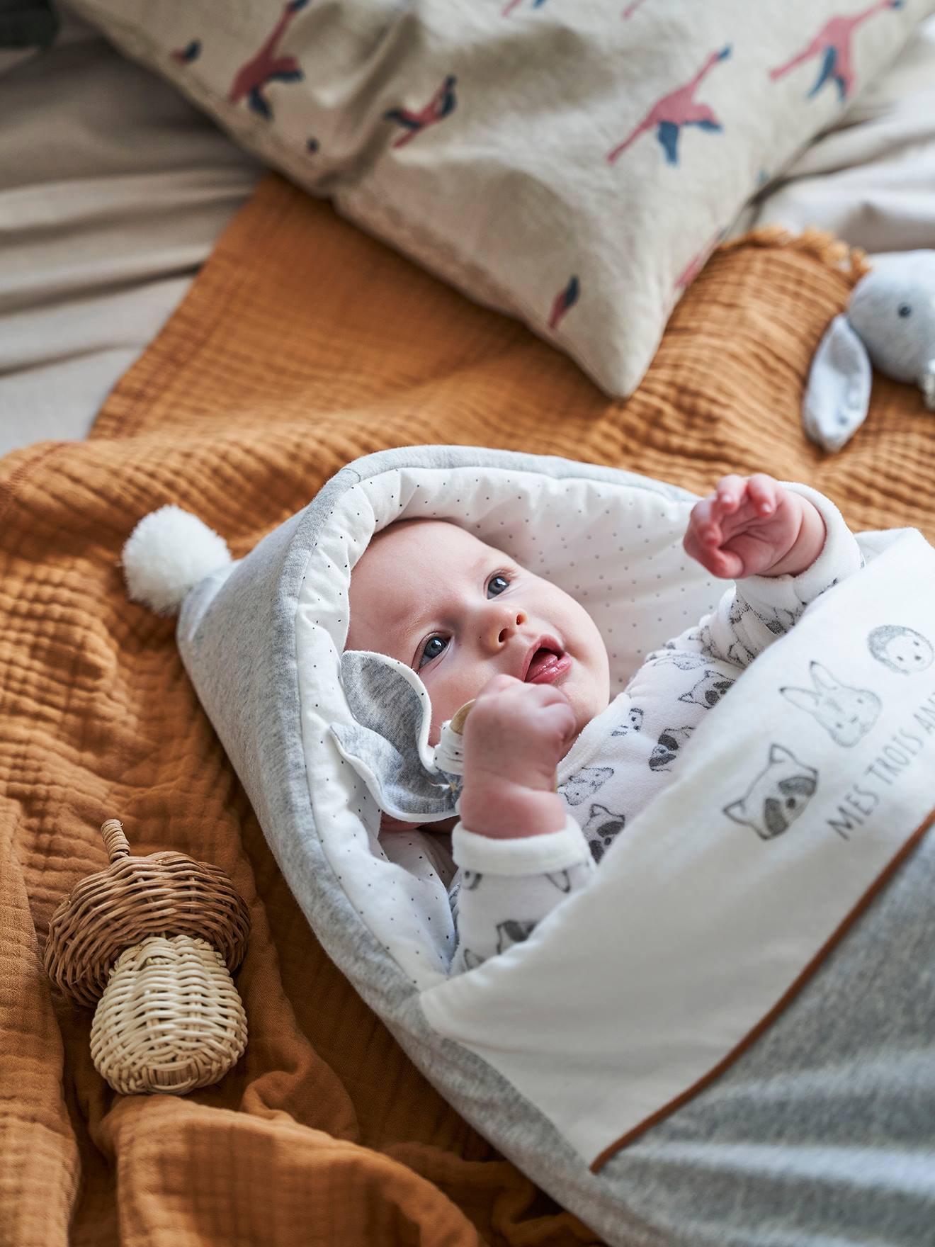 Baby Nest in Organic Cotton*, Little Pals - grey, Baby