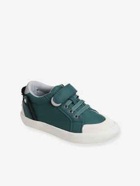 -Trainers for Boys, Designed for Autonomy