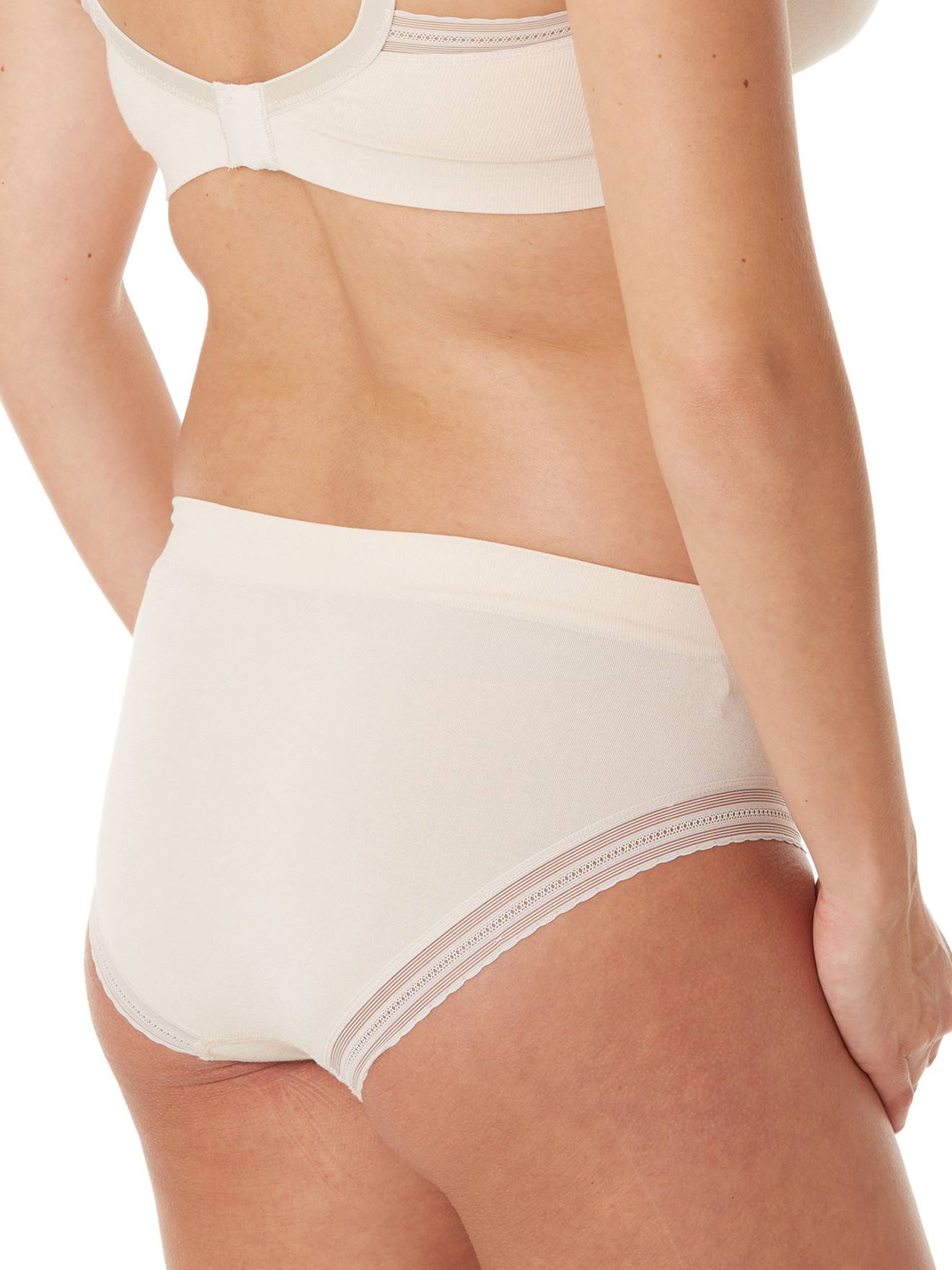 Seamless Low Waist Shorts, Milk by CACHE COEUR - pink light solid, Maternity