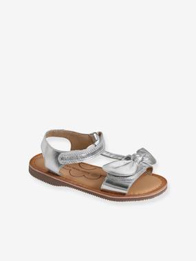 Shoes-Leather Sandals for Girls, Designed for Autonomy