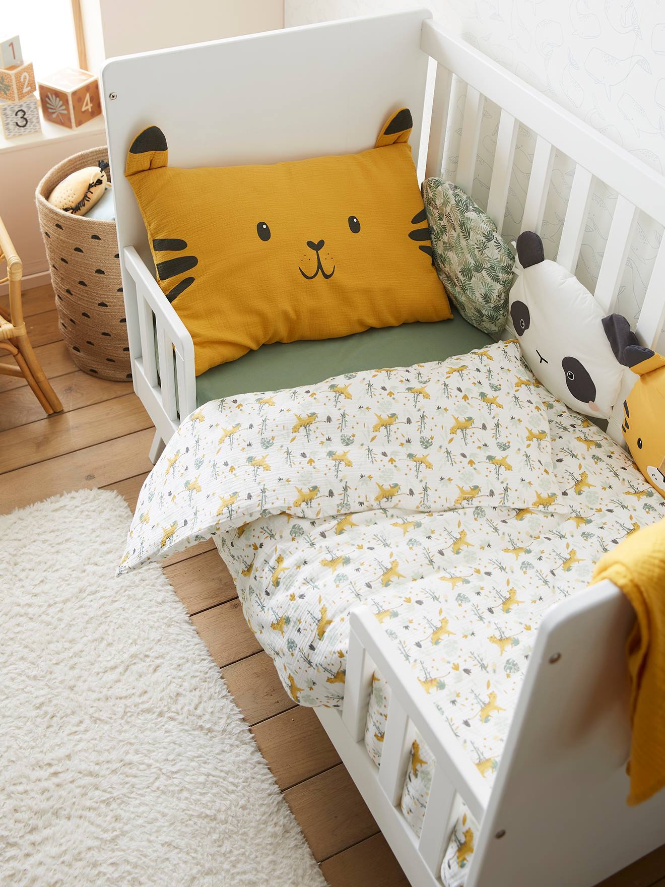 baby-duvet-cover-cot-bed-duvet-cover-baby-duvets-sets-vertbaudet