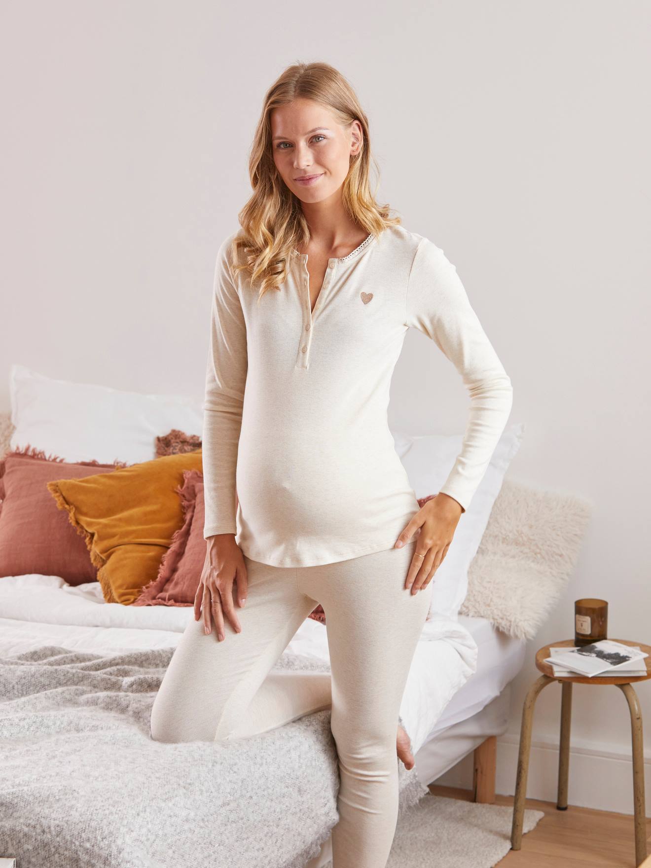 Pyjama grossesse et allaitement manches courtes blanc