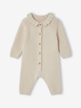 Baby-Knitted Jumpsuit with Crochet Collar for Babies