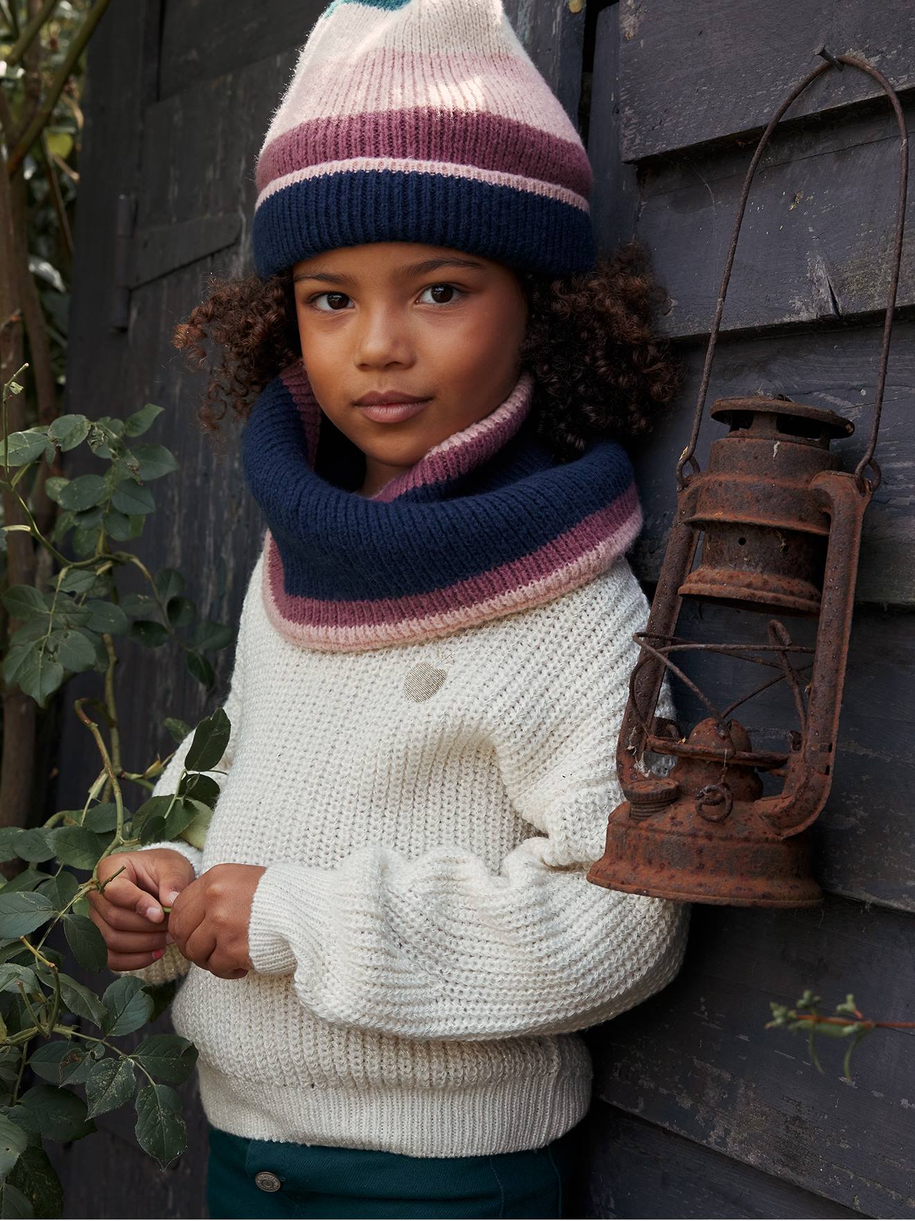 V-Neck Cardigan in Fisherman Stitch, for Girls Hazel