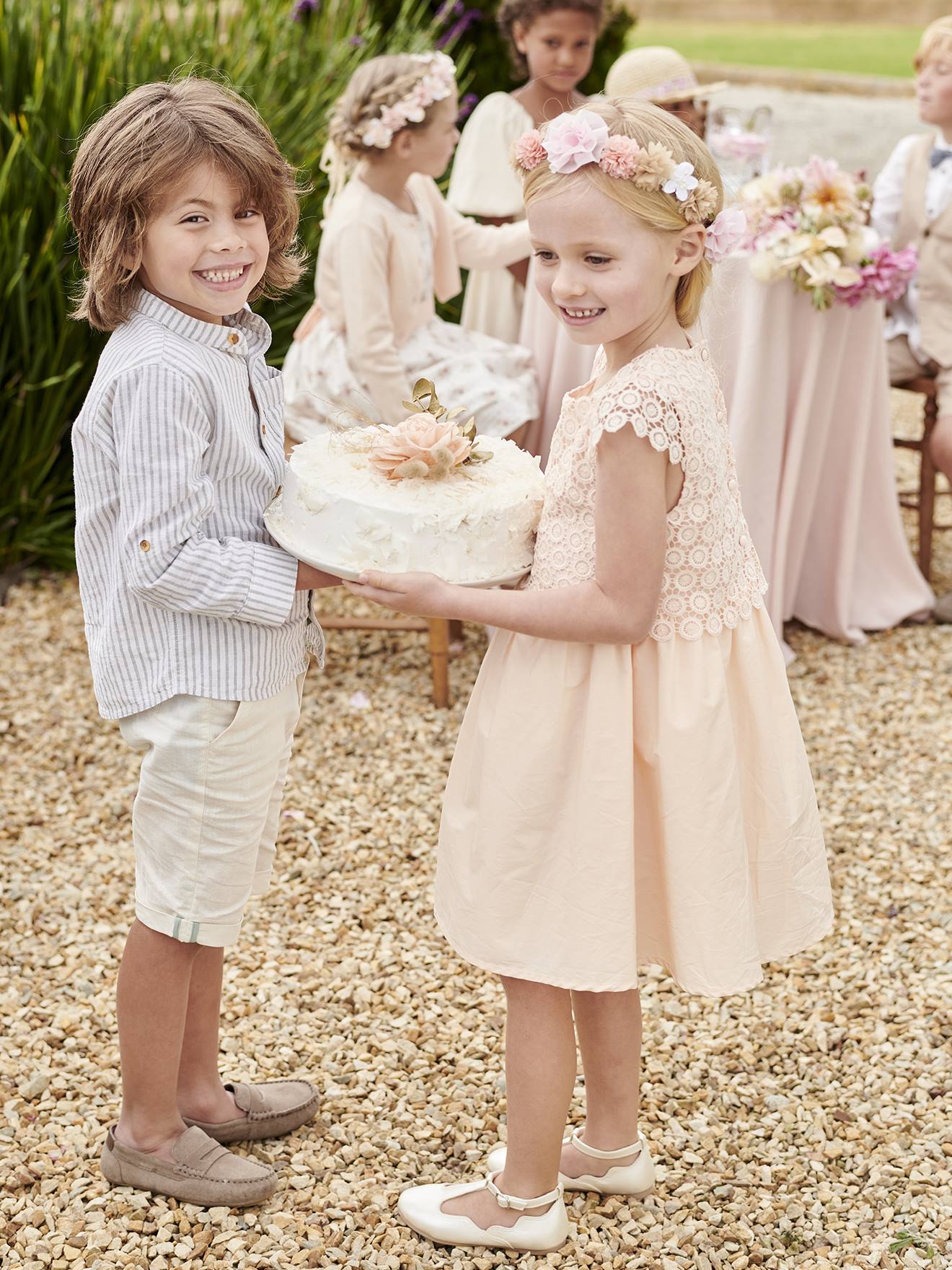 Robes brodées pour femme | France