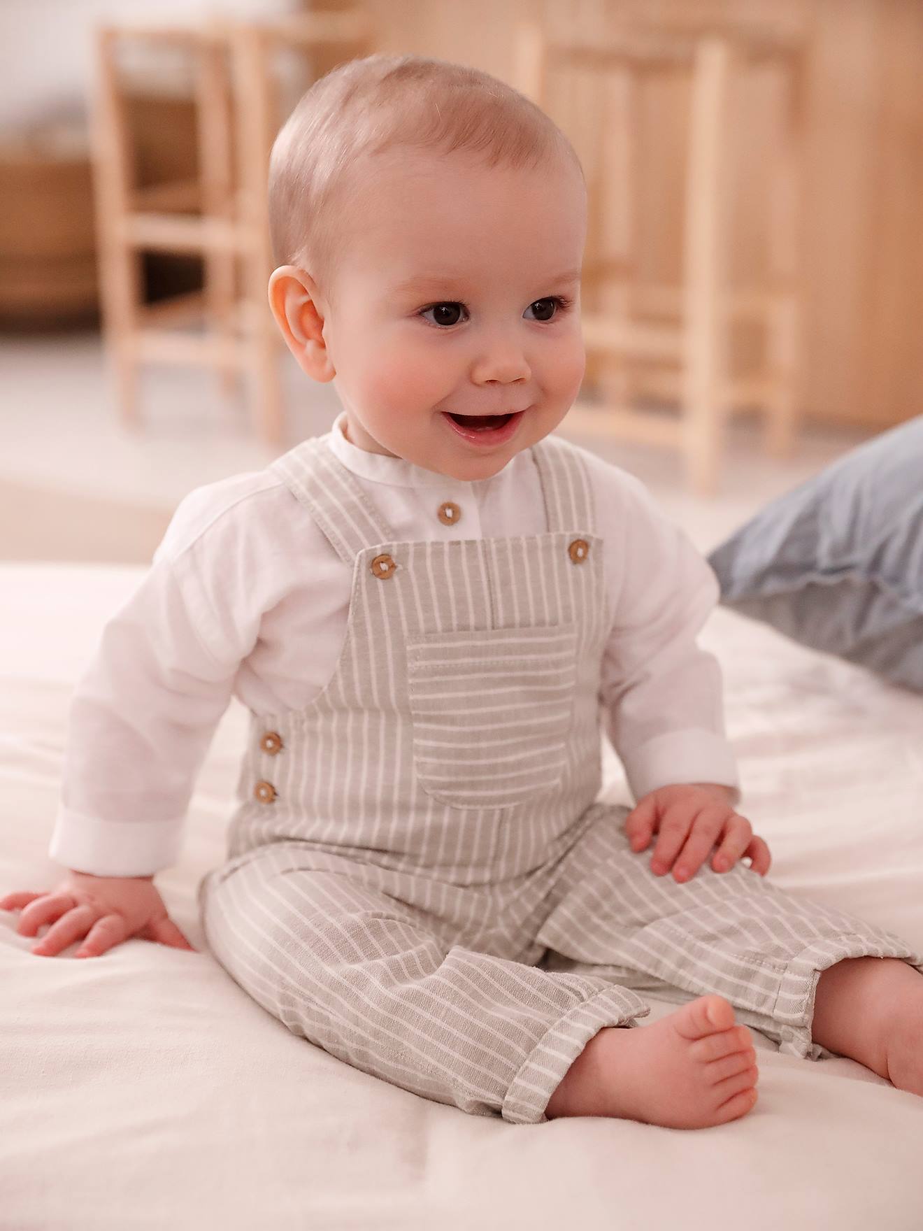Shirt & Dungarees Ensemble in Linen & Cotton for Newborn Babies 