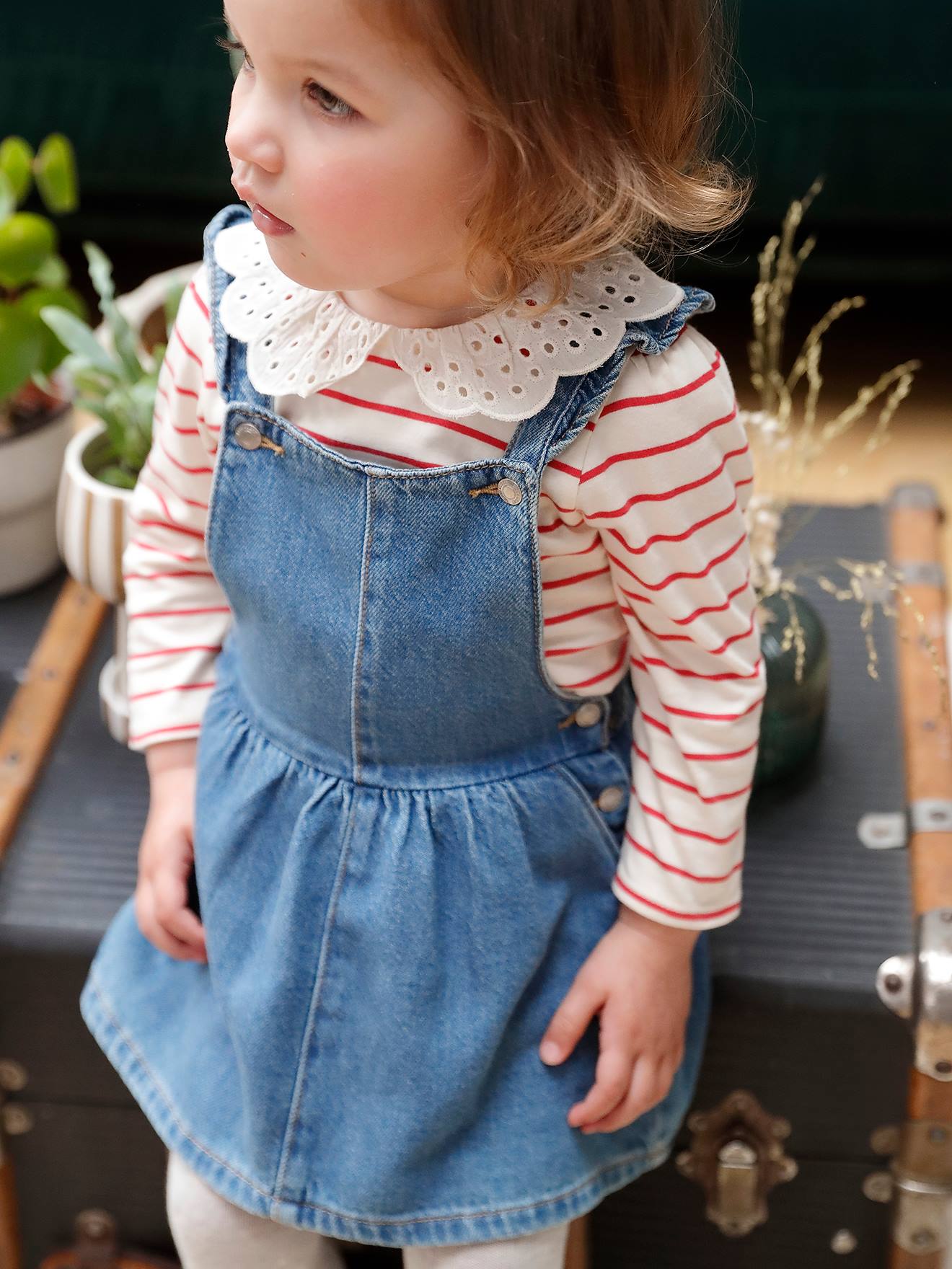 dungaree-dress-with-frilly-