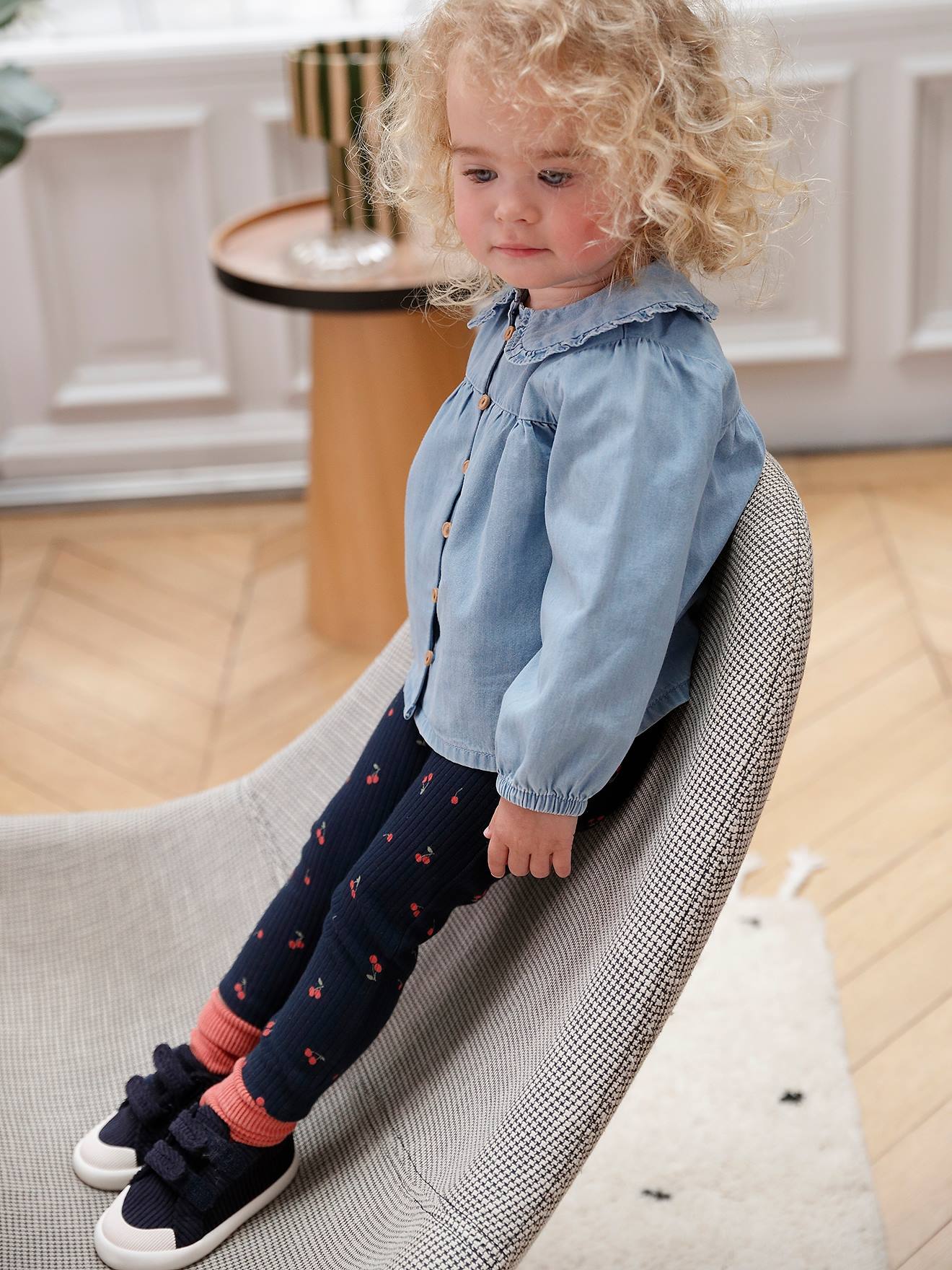 blouse-in-light-denim-for-