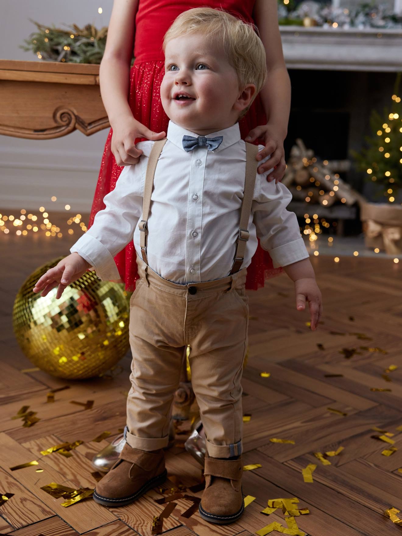 4-Piece Ensemble for Babies, Shirt + Bow Tie + Trousers + Braces - beige, image size:1320x1760