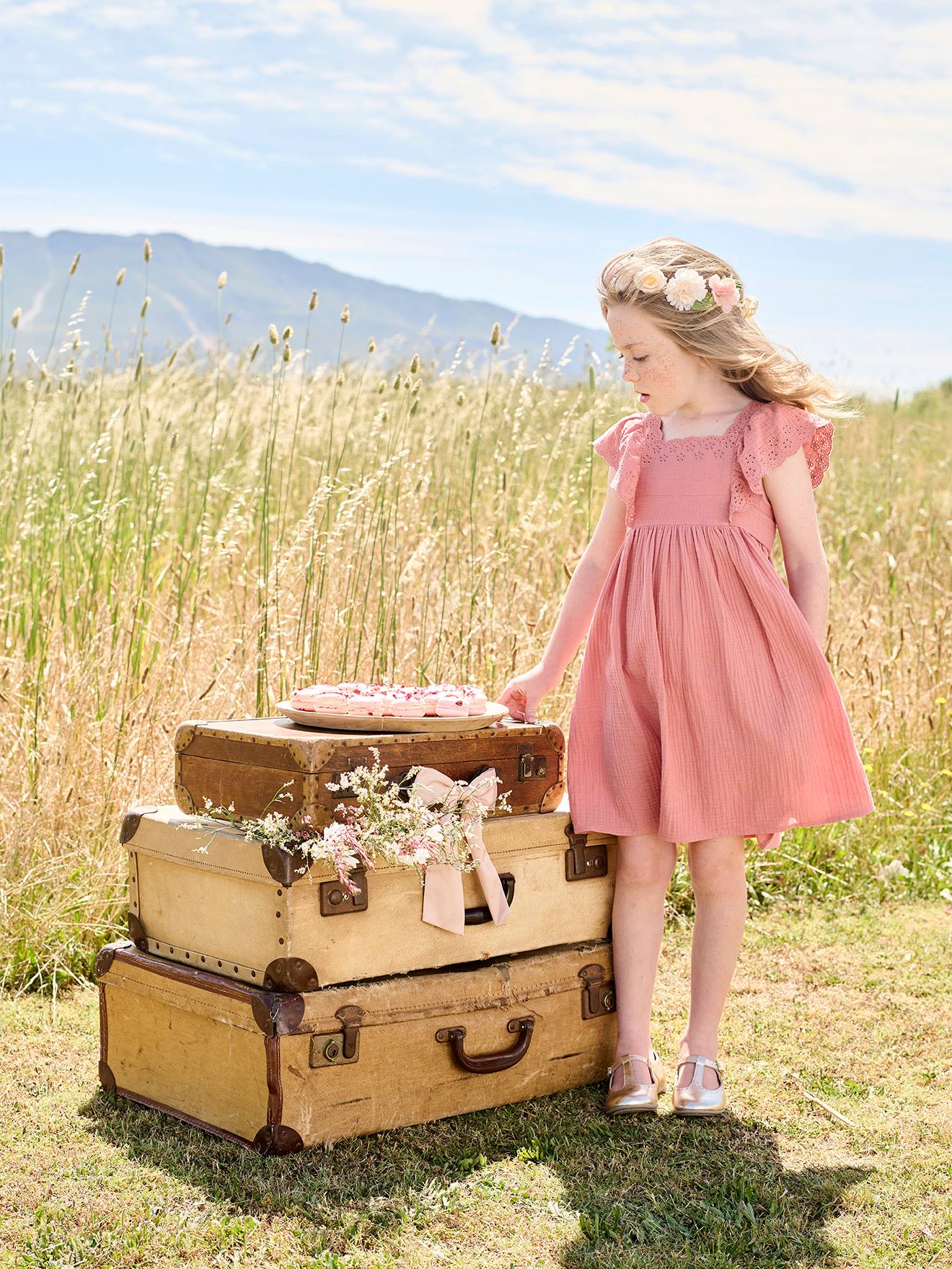 Robe de cérémonie en gaze de coton fille manches en broderie