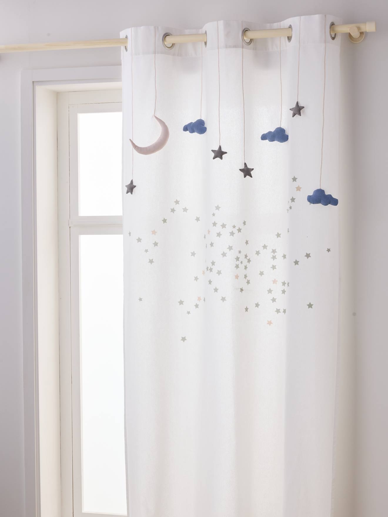 Semi-Sheer Curtain with Eyelets \u0026 Clouds \u0026 Stars Garland - white, Bedding \u0026  Decor, image size:1320x1760