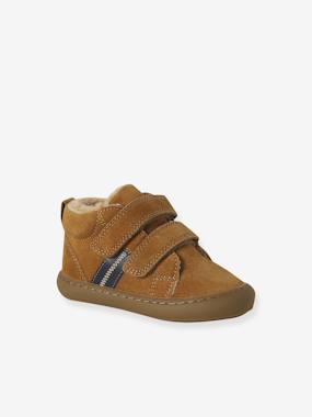 -Mid-top fur-lined leather trainers with touch 'n' close fastening for babies