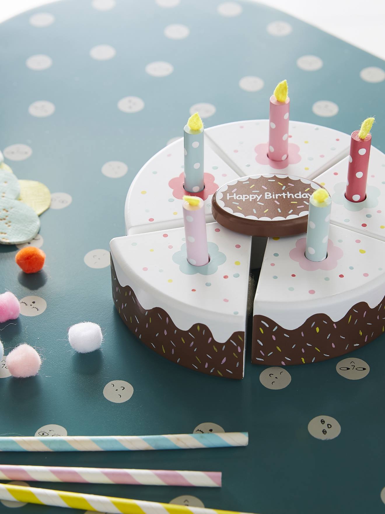 24pcs gâteau d'anniversaire en bois semblable à un jouet de jeu d