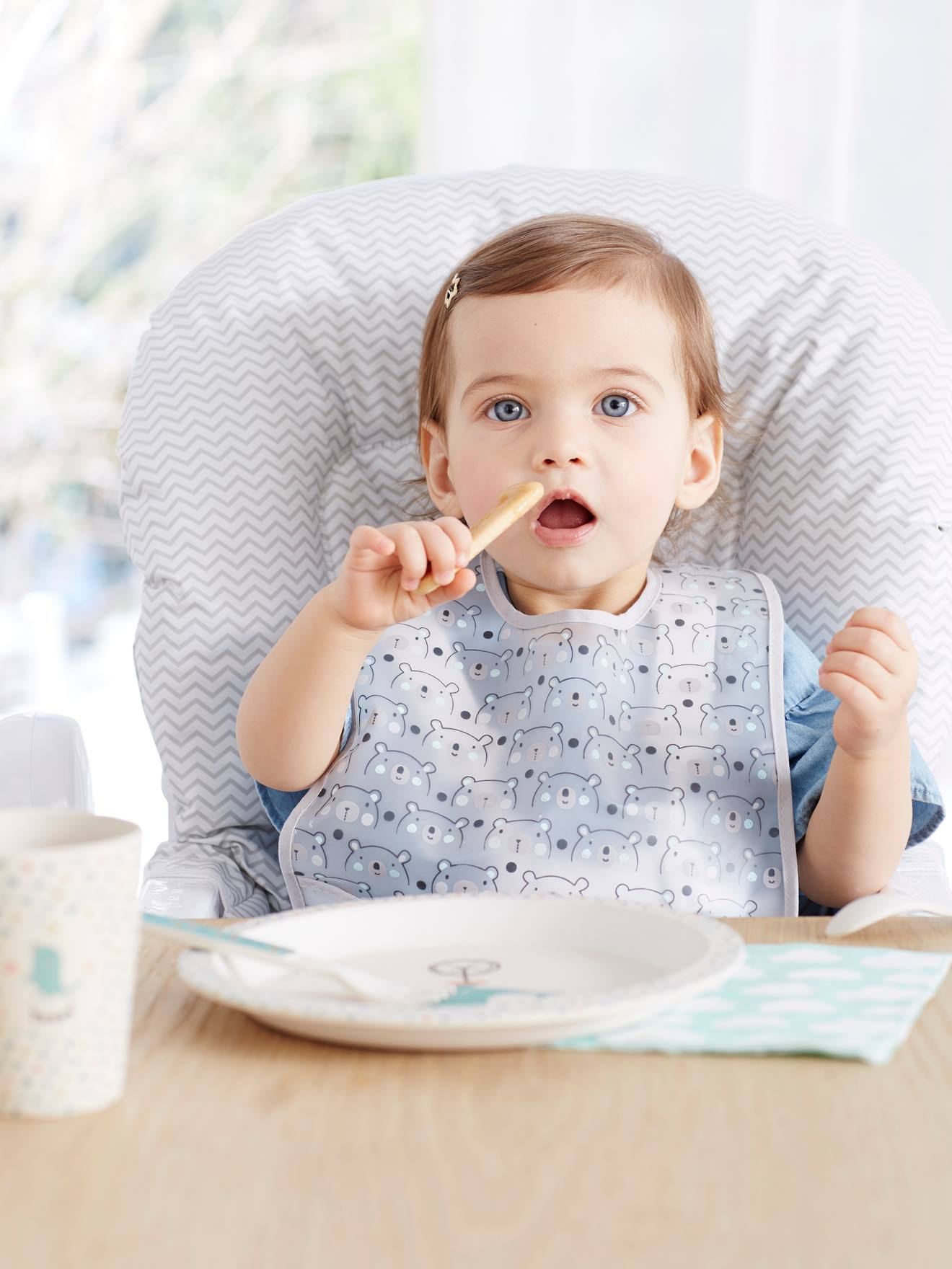 Bavoir bébé - Bavoirs en tissu ou plastifiés pour les repas de Bébé