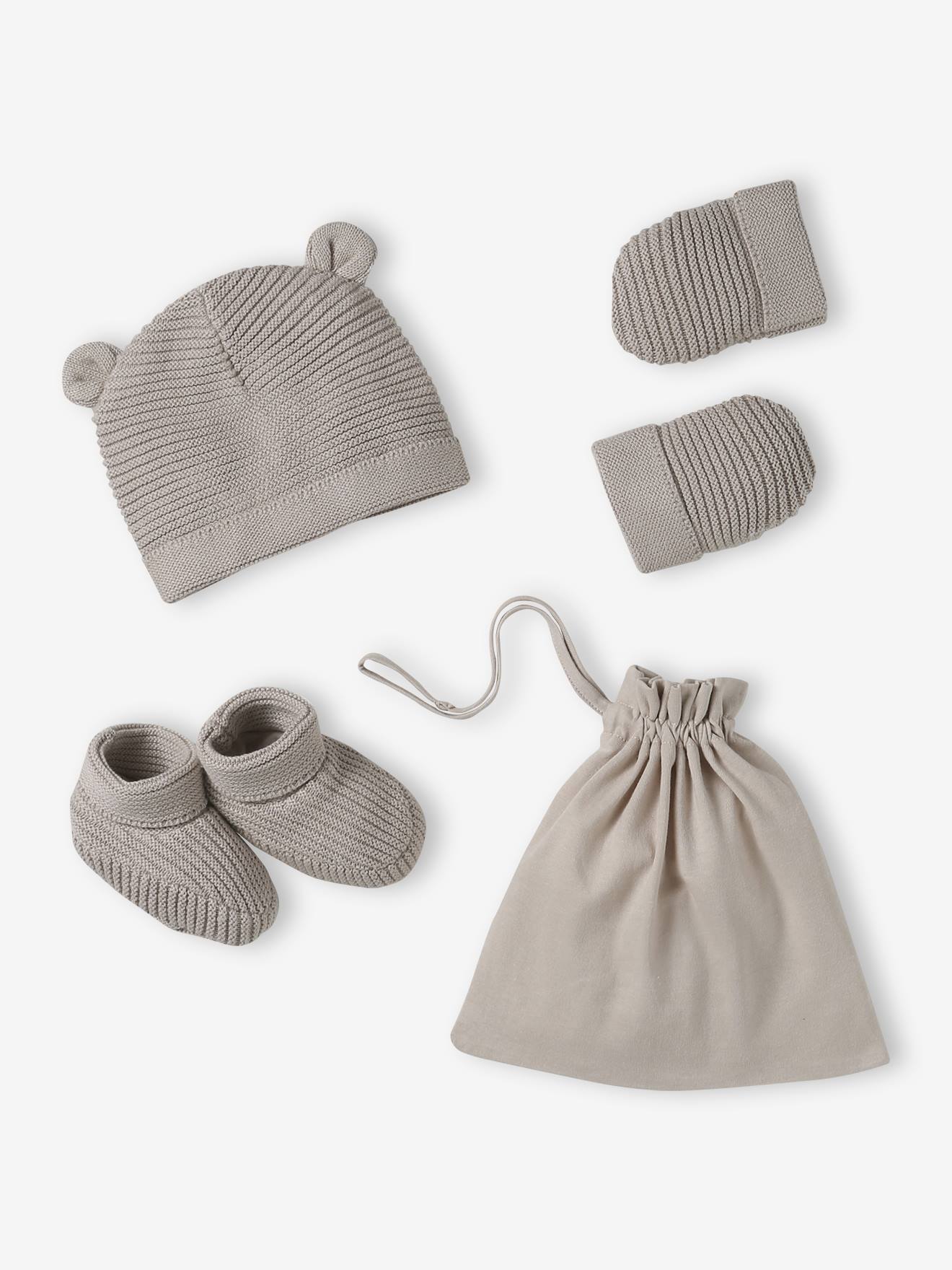 Set of beanie, mittens and slippers in organic cotton and its