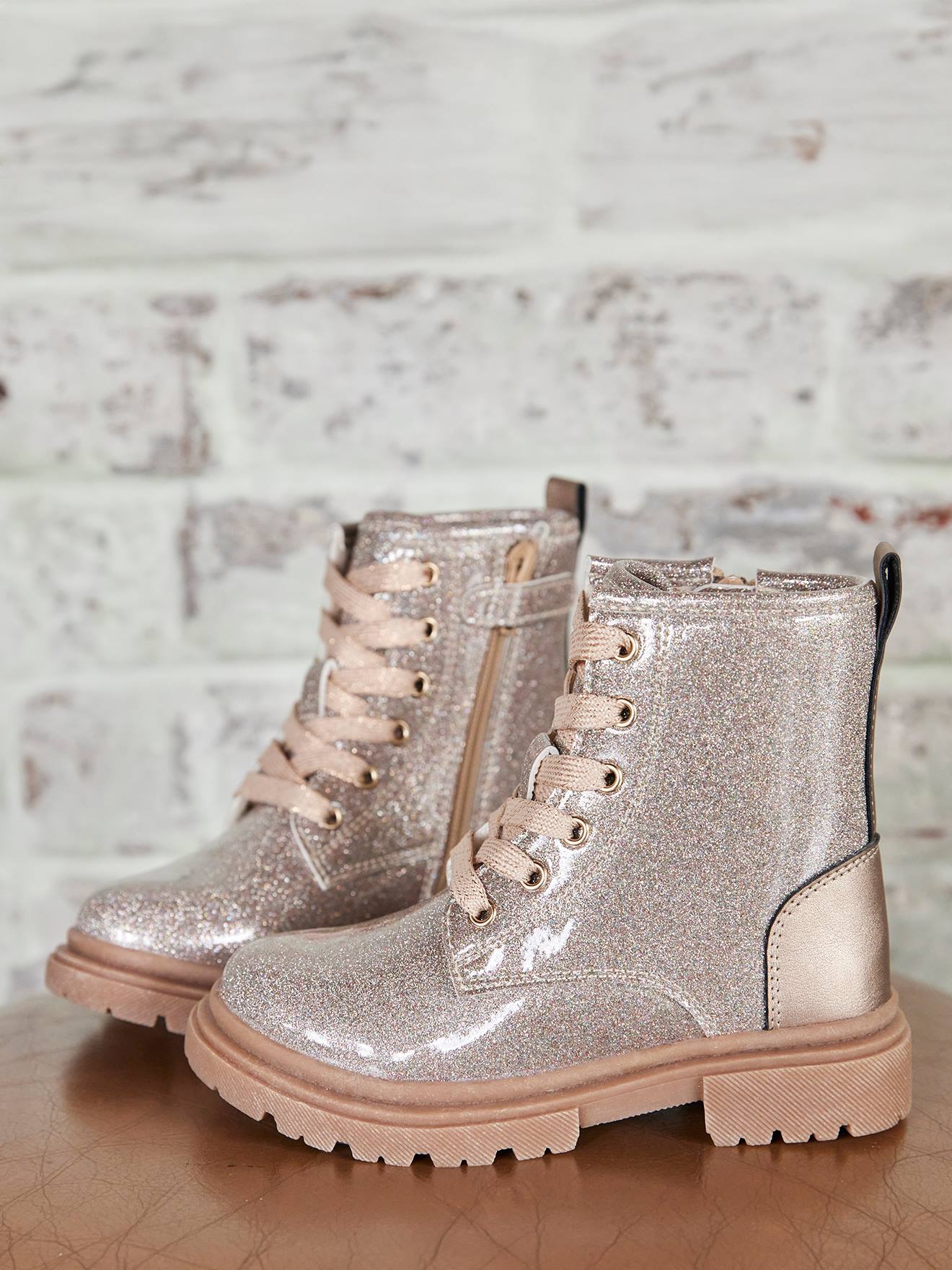 Lace-up and zipped ankle boots for children, nursery collection